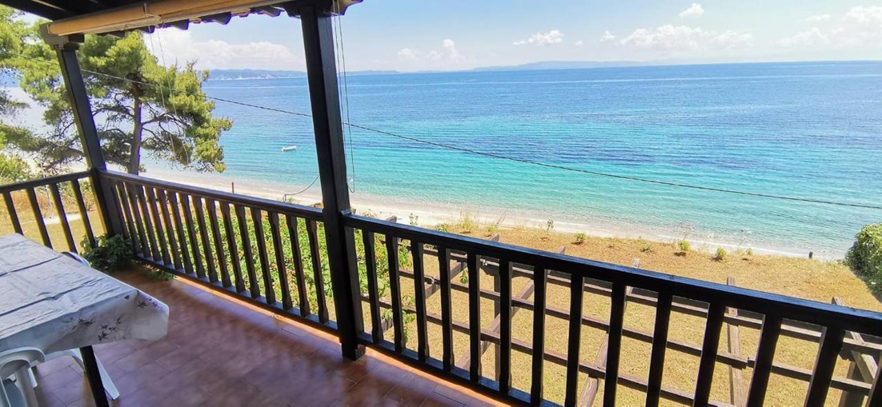Sangue Blu Beachfront Villa Apartment Ájos Nikólaos Eksteriør bilde
