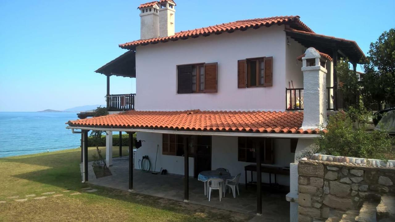 Sangue Blu Beachfront Villa Apartment Ájos Nikólaos Eksteriør bilde